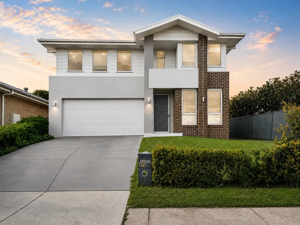 Spacious Family Home with Multiple Living Areas