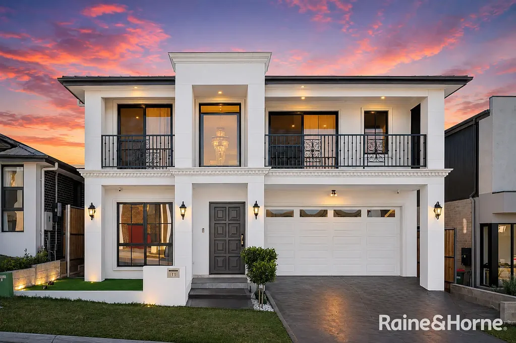 Box Hill 5Phòng ngủ Architectural Modern Hamptons Masterpiece | Luxury Living in Rouse Hill Heights