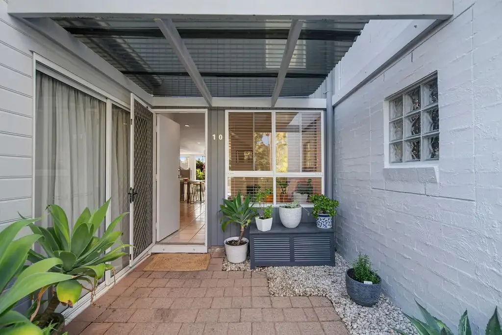 Mooloolaba 3 Slaapkamer Generous low-maintenance townhouse with low BC and lifestyle amenities just minutes from the Coast's famous beaches