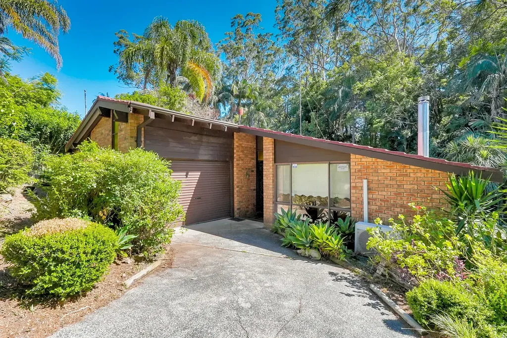23 Crawford Crescent, Wyoming, NSW 2250