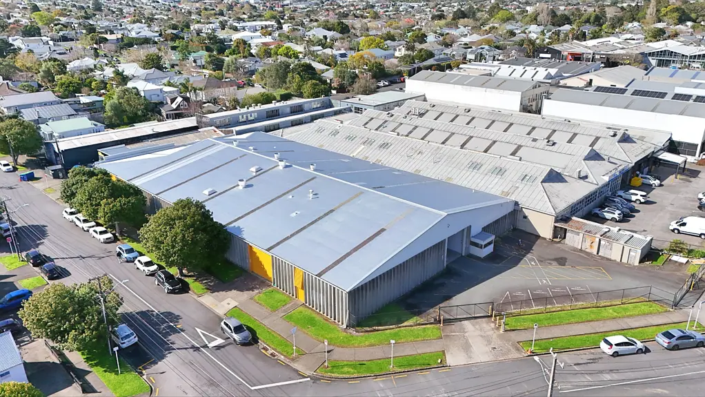 Morningside Morningside - 2000sqm warehouse with yard