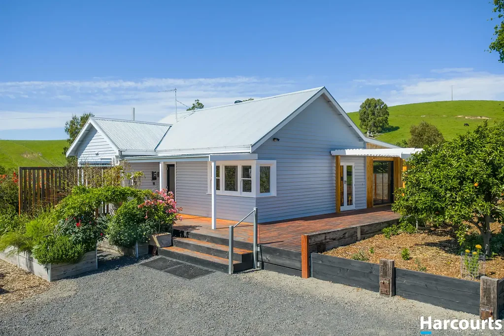 85 Hughes Road, Nerrena, VIC 3953
