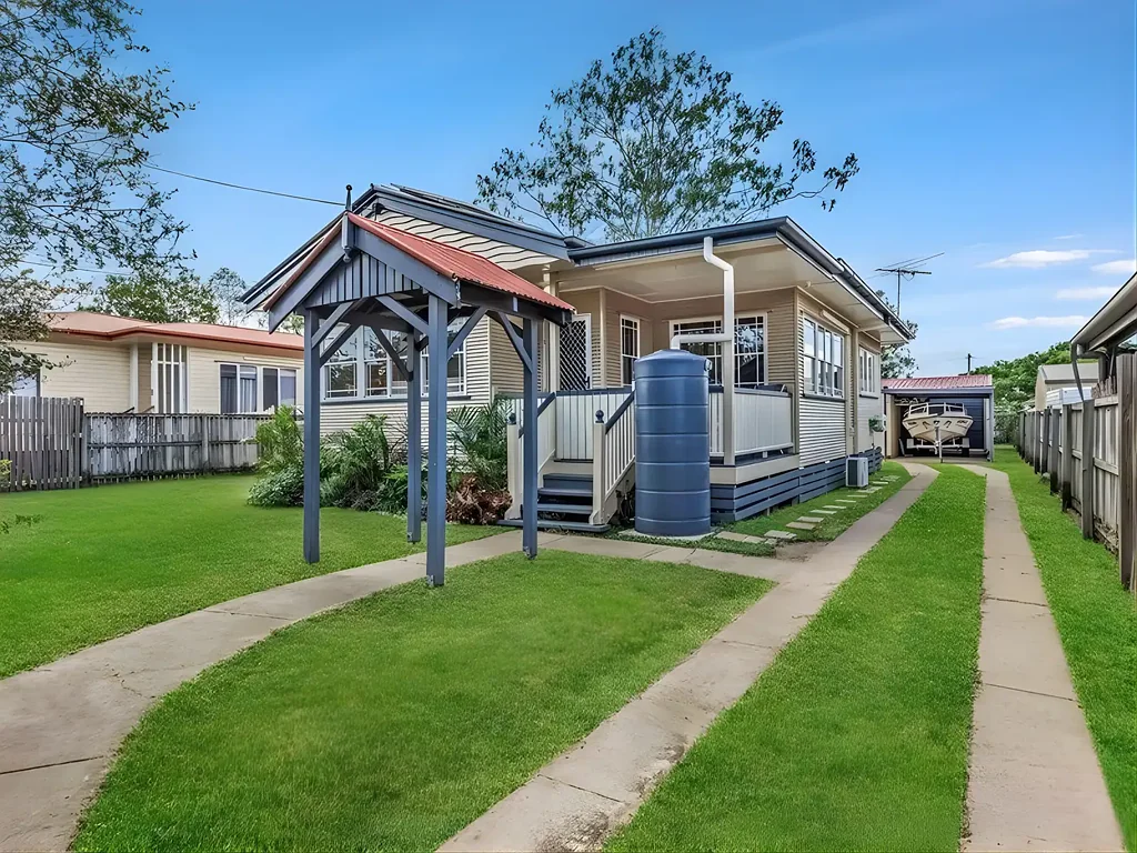 33 Toongarra Road, Leichhardt, QLD 4305