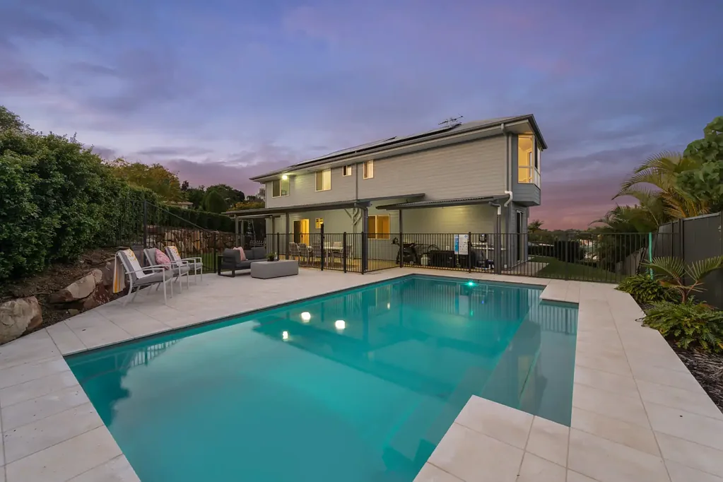 5 Diana Court, Eatons Hill, QLD 4037