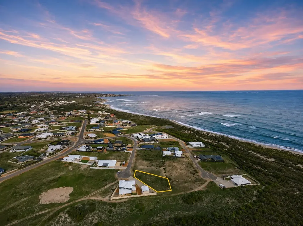Dongara Full Ocean Views from the Top of the Close in Dongara