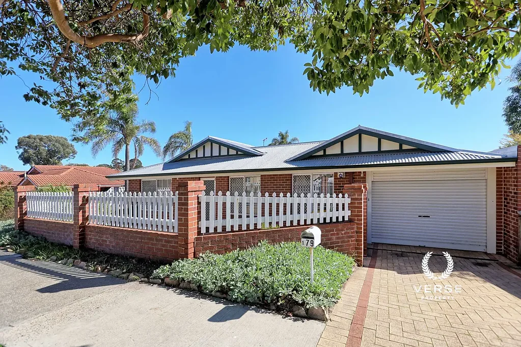 St James 3 Bedroom "As delightful on the inside as it appears from the curbside"