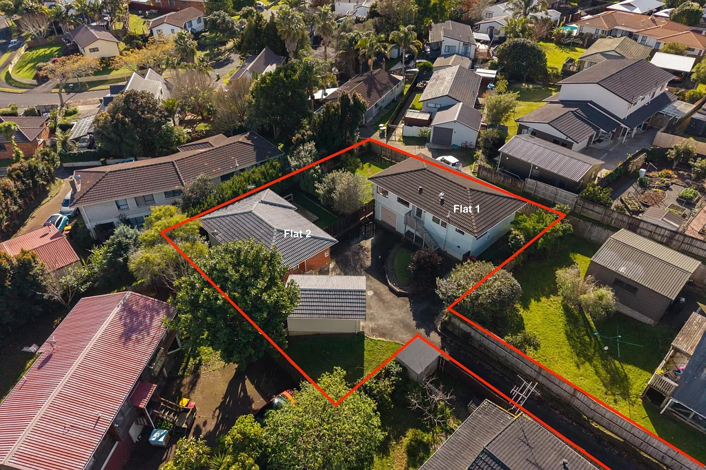 Wattle Downs 3chambre Two homes, two titles - Buy one or buy both!
