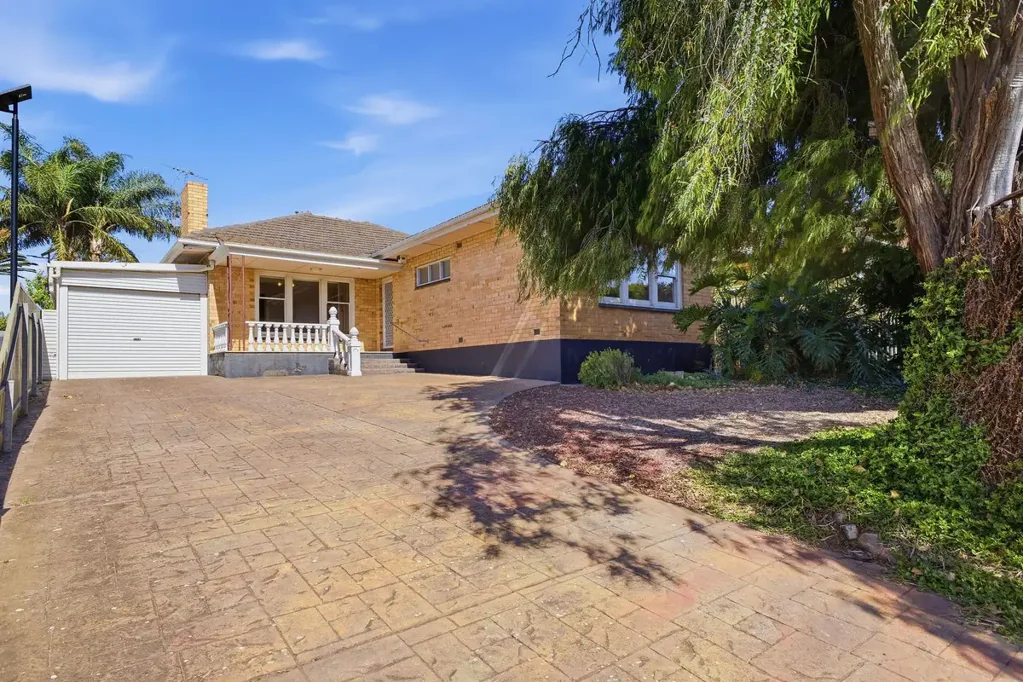 2 Swindon Street, Clearview, SA 5085