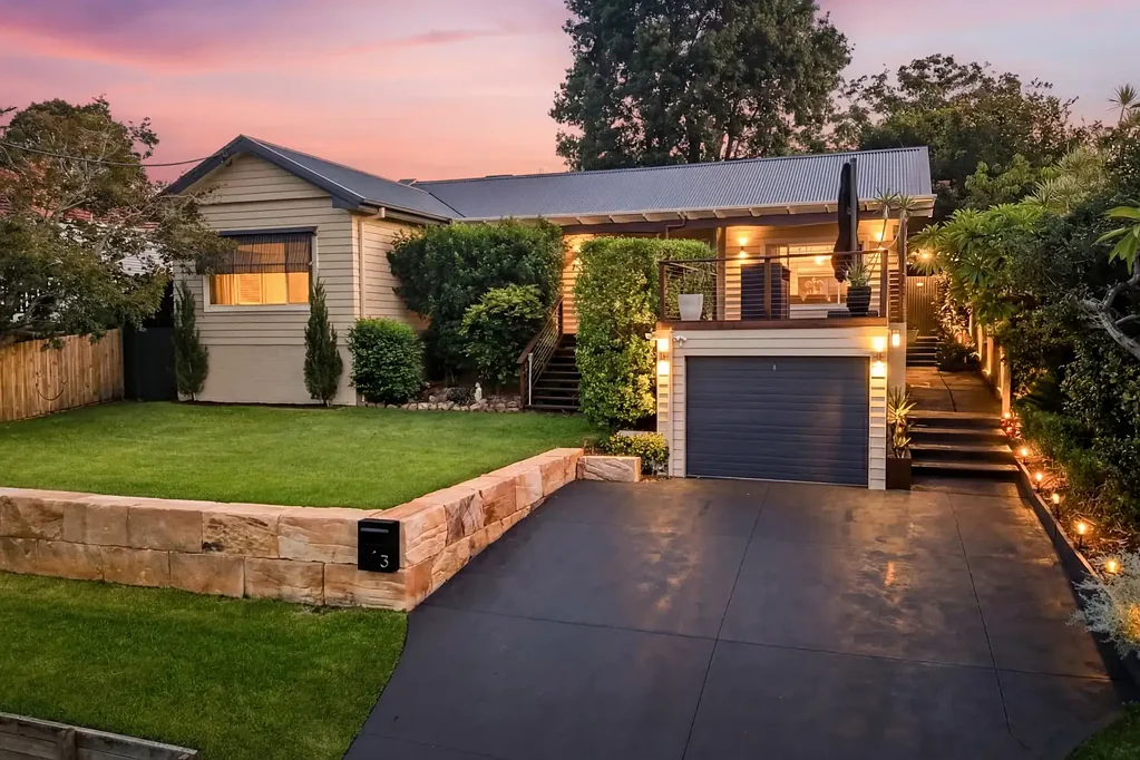 3 Florence Avenue, Point Frederick, NSW 2250