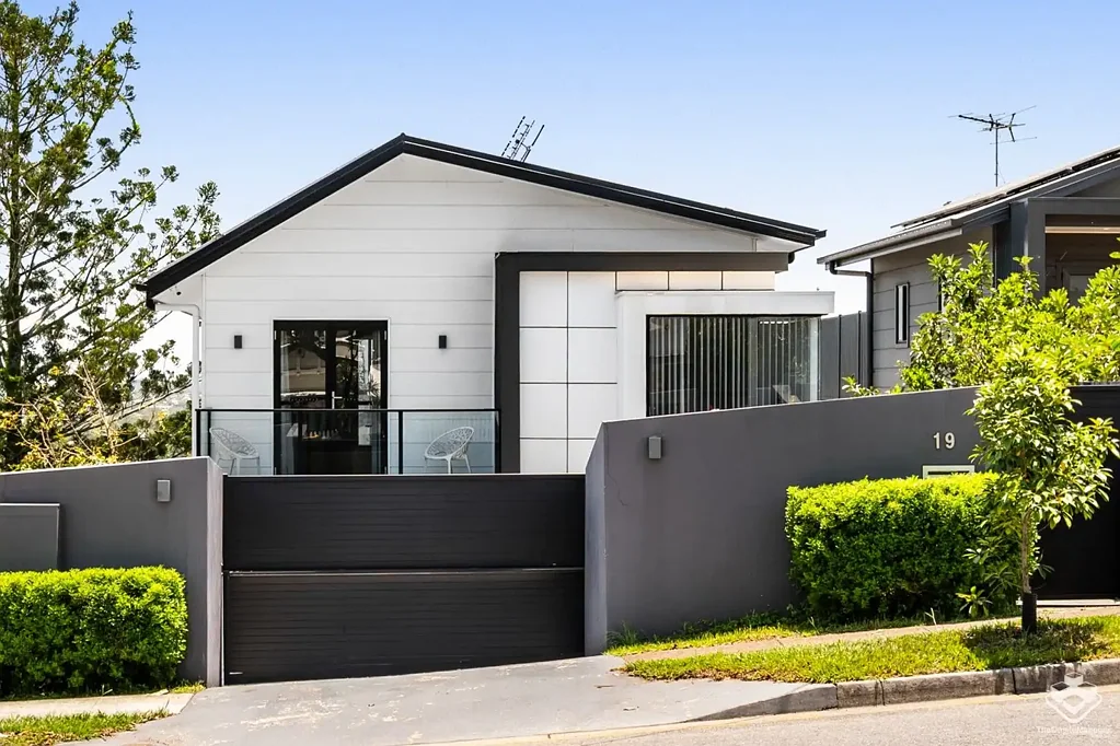 Luxury 4-Bedroom Home with Study, Indoor Pool & Stunning Views in Bardon