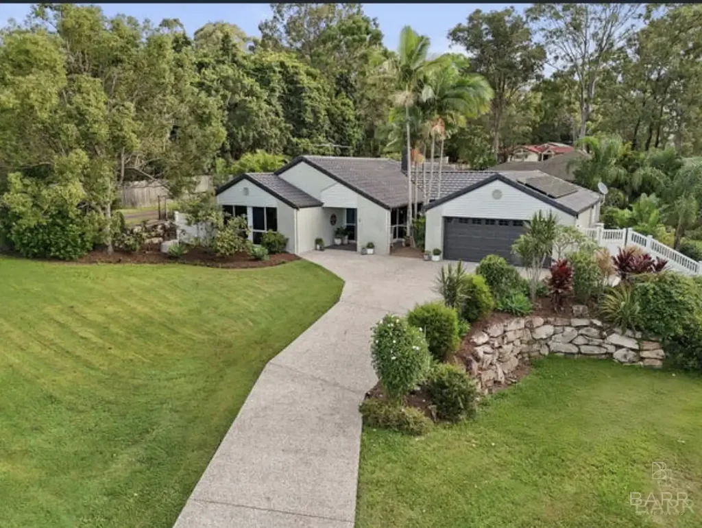 7 Pine County Place, Bellbowrie, QLD 4070