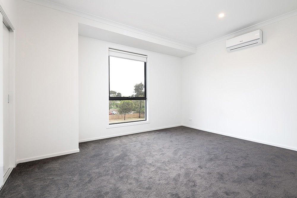 43 KAVANAGH CR, KEILOR DOWNS VIC 3038, 0房, 0浴, House