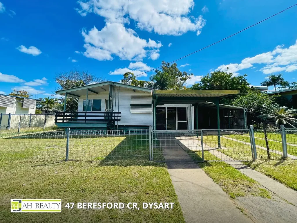 Dysart 4 Bedroom IDEAL INVESTMENT OR FIRST HOME - CHARMING & CENTRALLY LOCATED WITH AN UPDATED KITCHEN AND TENANT IN PLACE!