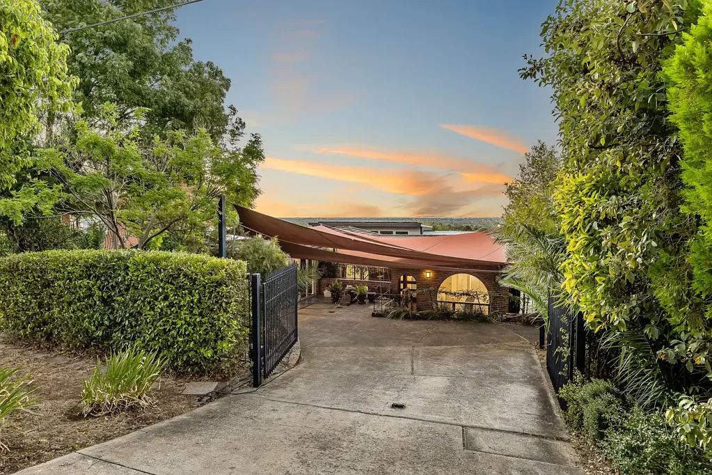 20 Ellerslie Drive, Rostrevor, SA 5073