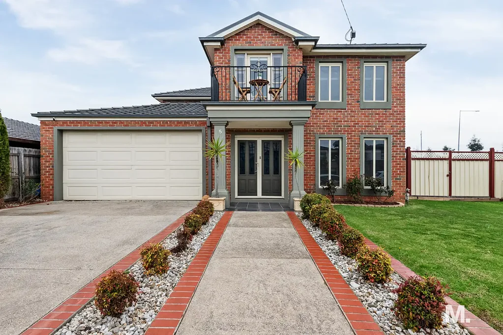 Keilor East 6Kwarto A BIG BEAUTIFUL FAMILY NEEDS A BIG BEAUTIFUL HOME.