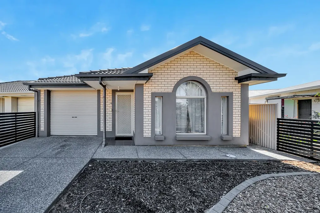 Mansfield Park 4房  Stunning & Modern Family Home! Popular Location.