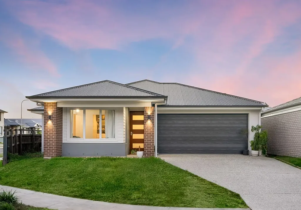 65 Maguire Street, Ripley, QLD 4306
