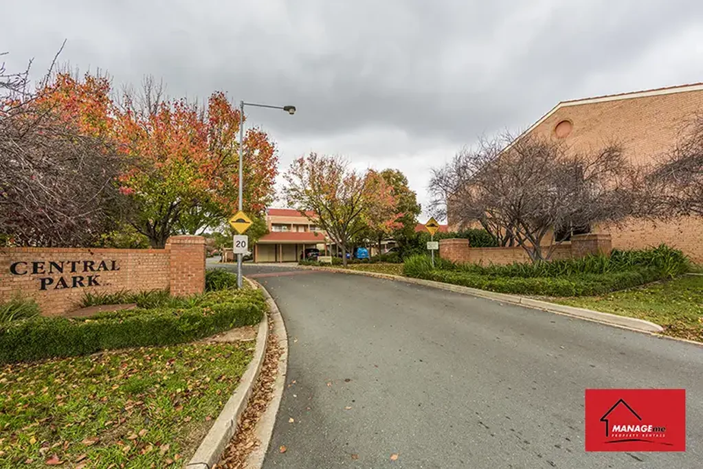Ground-Floor Gem in Central Park – Walk to Woden & Canberra Hospital!
