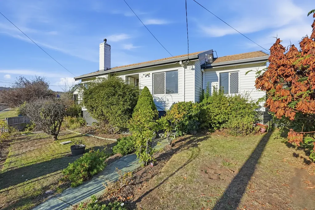 Immaculate 3-Bedroom Home in Prime Location
