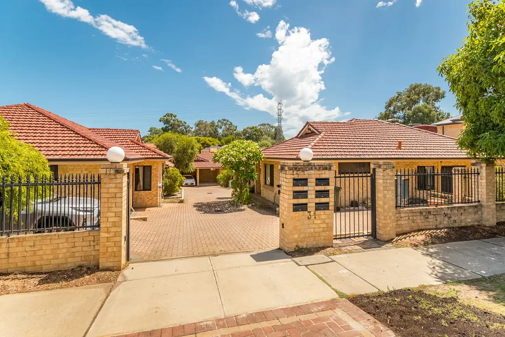 Bentley 4Kwarto Investment Opportunity in Curtin Uni Catchment!