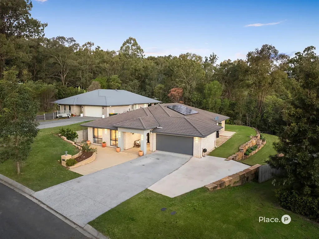 Moggill 4غرفة نوم Where Rural Serenity Meets Modern Family Living