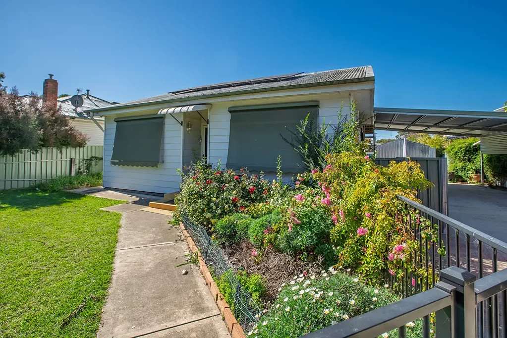 Lavington 3房  Comfortable Family Home Close To Everything