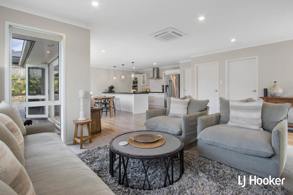 Waihi Beach 4Habitaciones One Level Living at its best