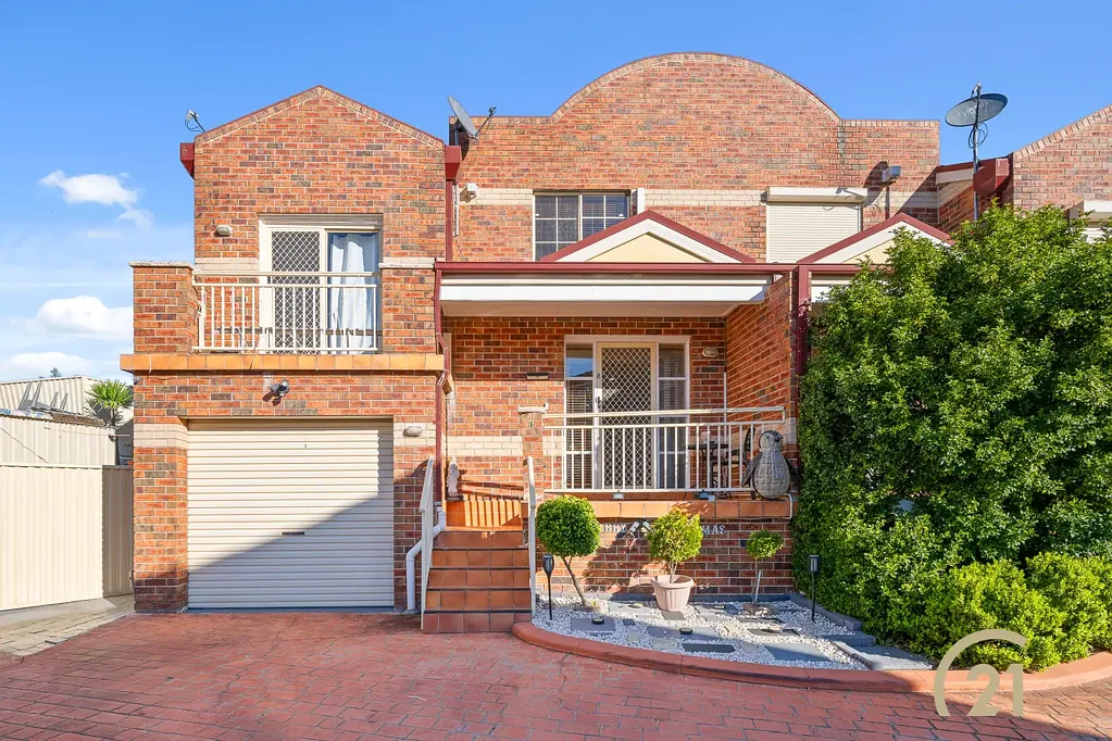 Edensor Park 3 Slaapkamer LOW-MAINTENANCE LIVING IN A PRIME LOCATION