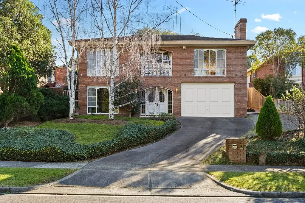 Templestowe Lower 4Phòng ngủ REFINED FAMILY LIVING WITH EXCEPTIONAL QUALITY AND TIMELESS APPEAL