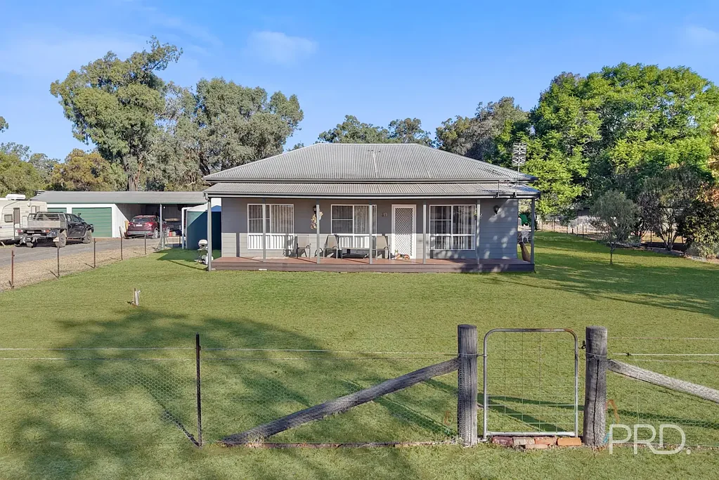 Spring Ridge 3房  Peaceful Rural Living With Views, Shedding and Space