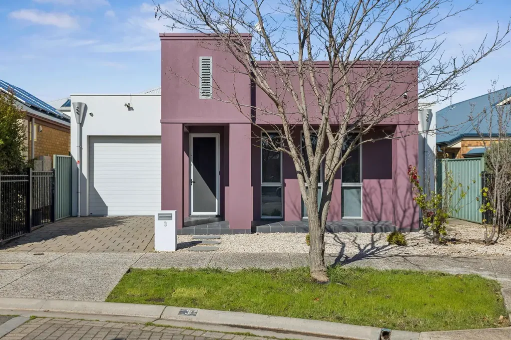 Mawson Lakes 3Moenga Your Search Ends Here!