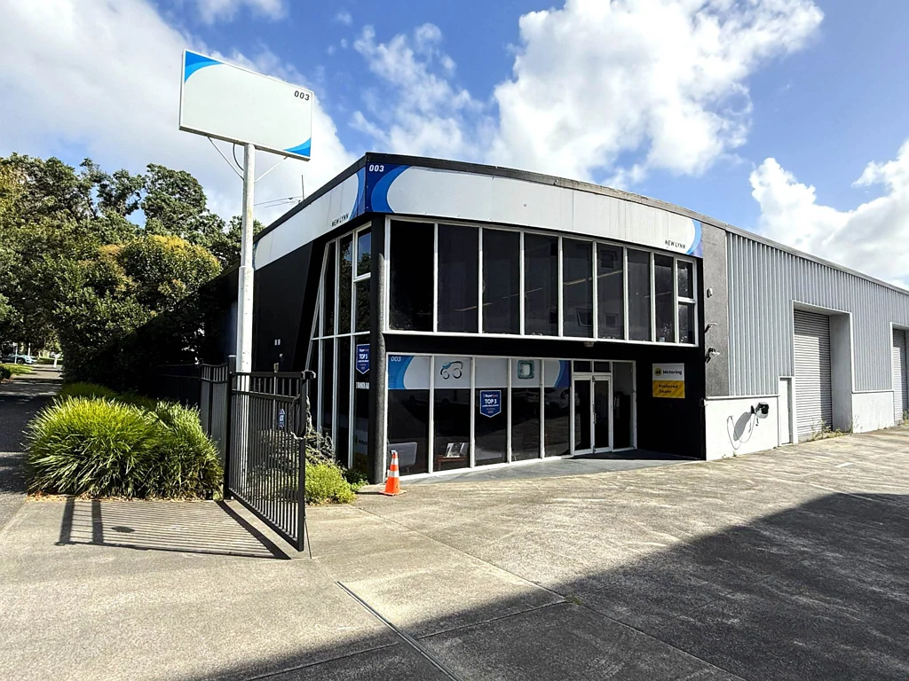New Lynn HIGH PROFILE INDUSTRIAL PREMISES