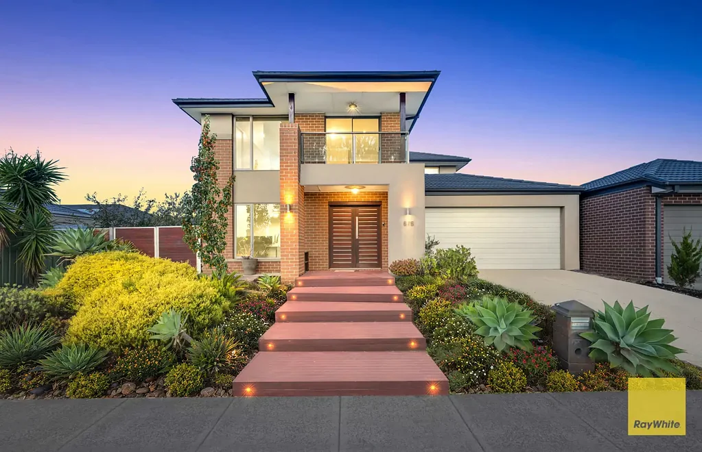 Wyndham Vale 5房 西向采光设计 豪华主卧套间 多功能娱乐空间 现代厨艺中心 景观庭院花园 便捷家庭地段 Luxury, Space & Sophistication Unite in This Architecturally Designed Family Masterpiece