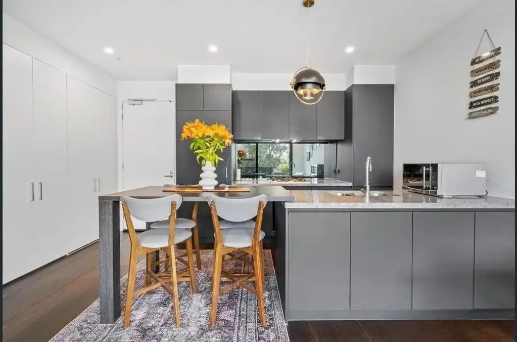 Blackburn 2침실 Expressions Of Interest Closing Monday 22nd June 3pm