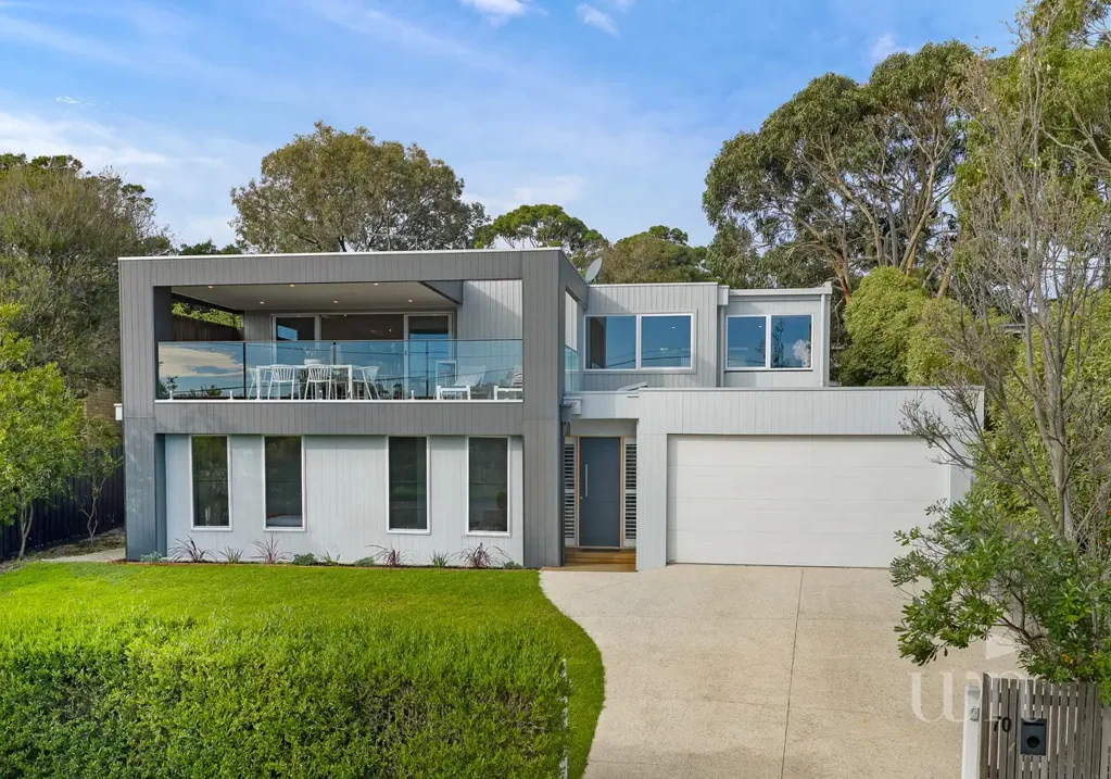 Mount Martha 5Moenga Elevated Family Entertainer with Bay Views