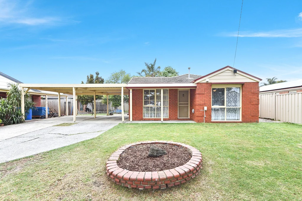 4 Dean Court, Cranbourne West, VIC 3977