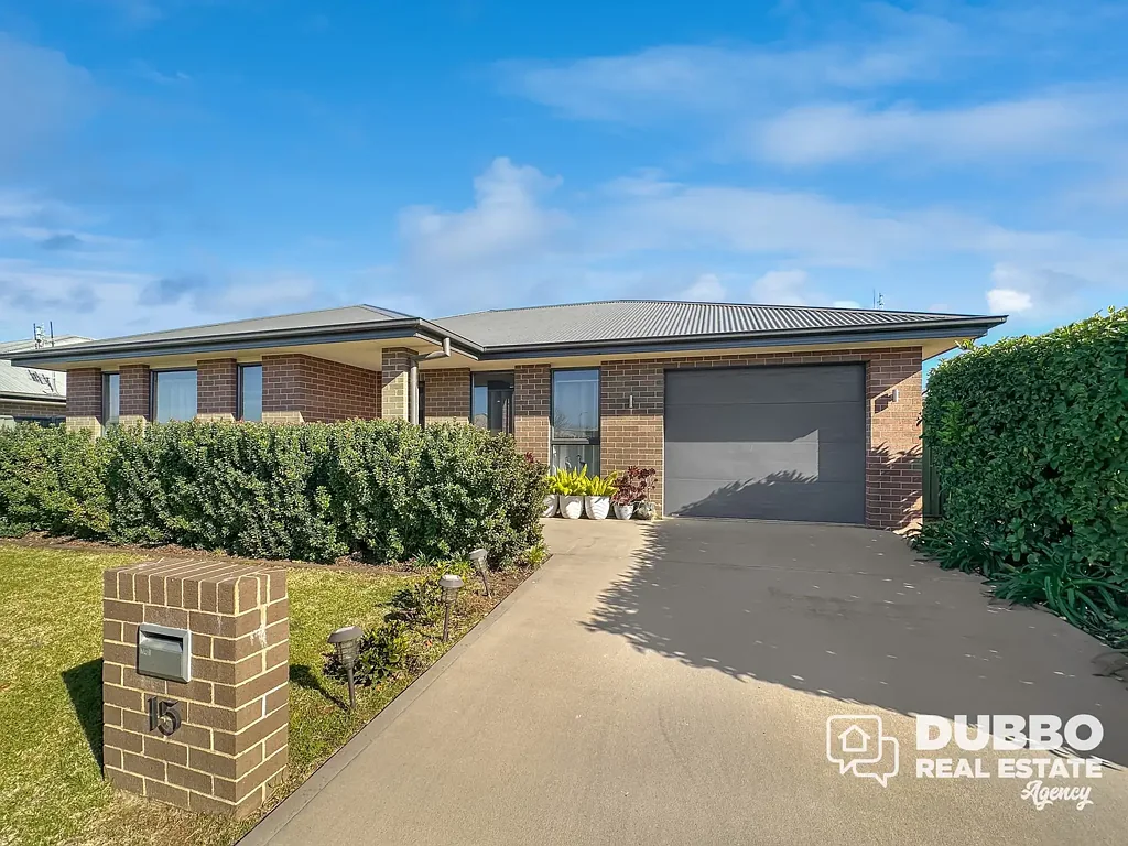 Dubbo 4Phòng ngủ Easy Living in Popular Southlakes Estate