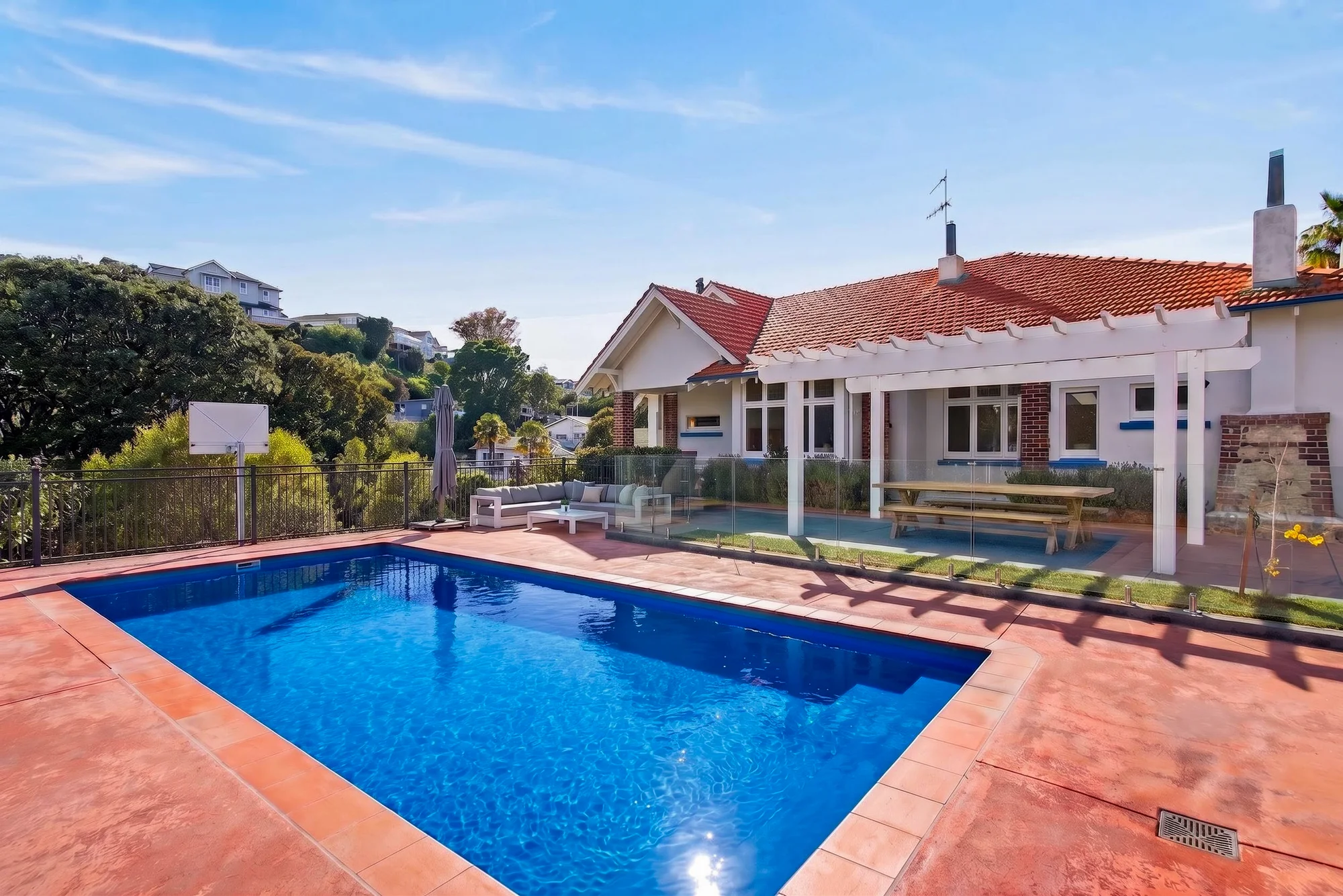 Napier Hill 5બેડરૂમ Intent to Sell - Presence and Potential