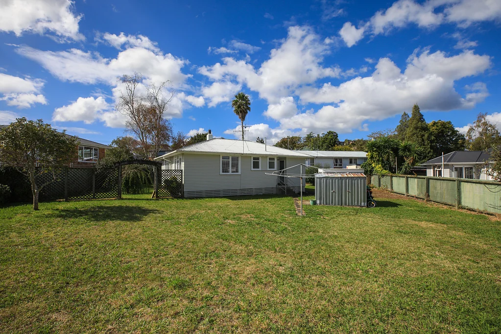 17 Davies Street, Paeroa, Hauraki, Waikato