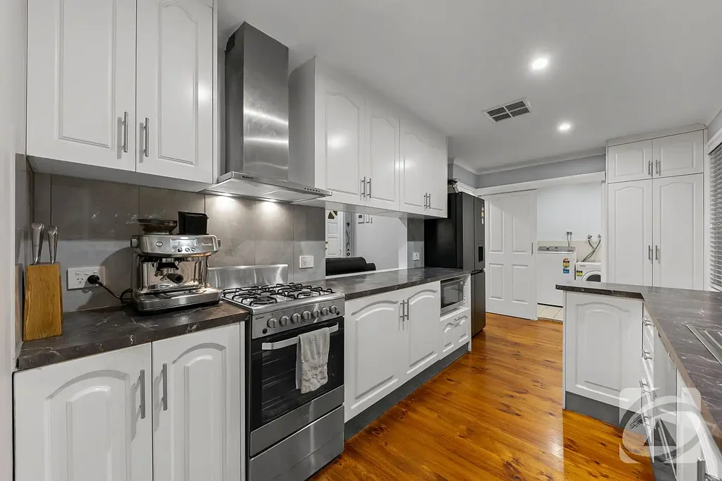 Salisbury Heights 3બેડરૂમ Impressive home in Salisbury Heights with Vendors Ready to Move