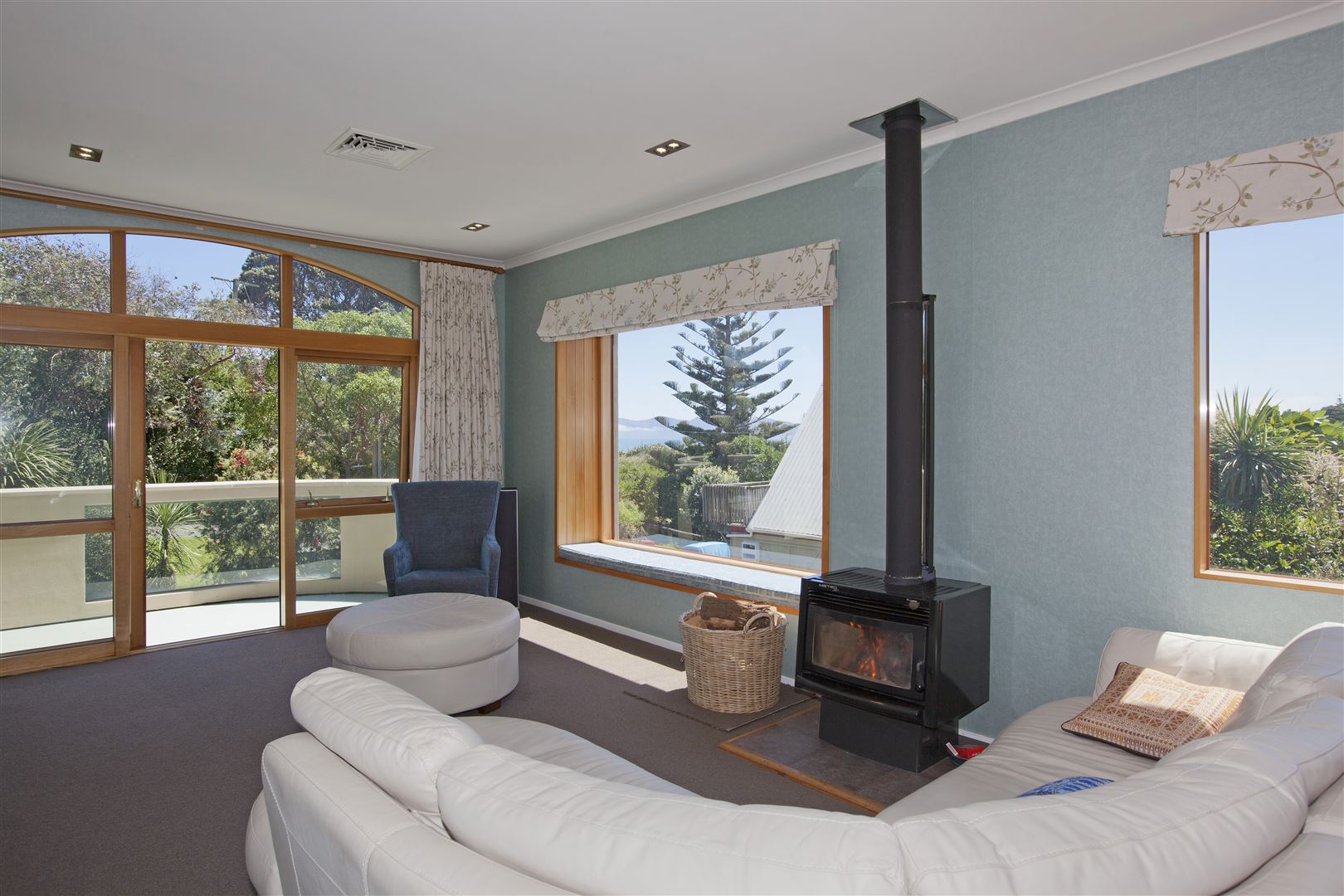 40 Aperahama Street, Paekakariki, Kapiti Coast, 4 રૂમ, 2 બાથરૂમ