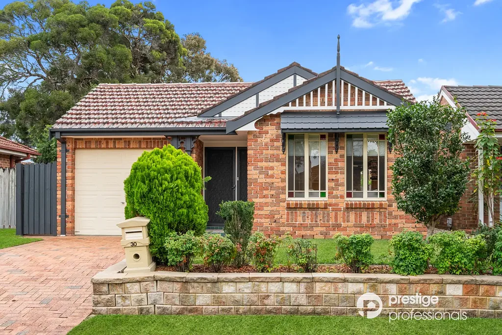 Wattle Grove 3房  Renovated Beauty in Sought After Location