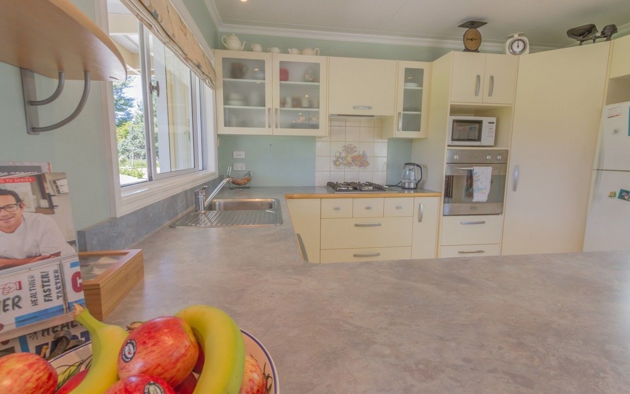 57 Southey Road, Opaki, Masterton, 4 chambres, 2 salles de bain