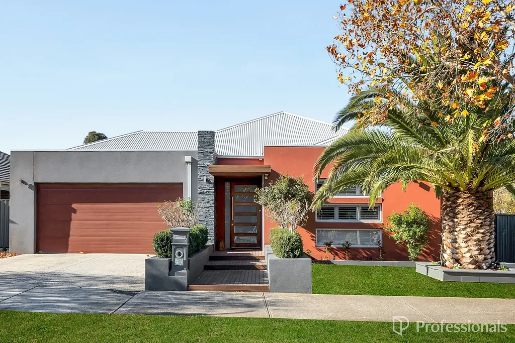Hillside 4कमरा Tuscan Flair and Contemporary Living in The Parks Estate