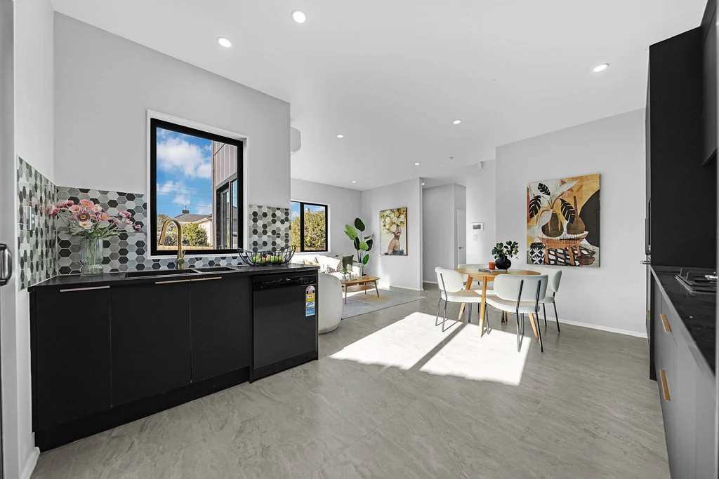 Manurewa 4chambre Modern Elegance Meets Everyday Comfort!