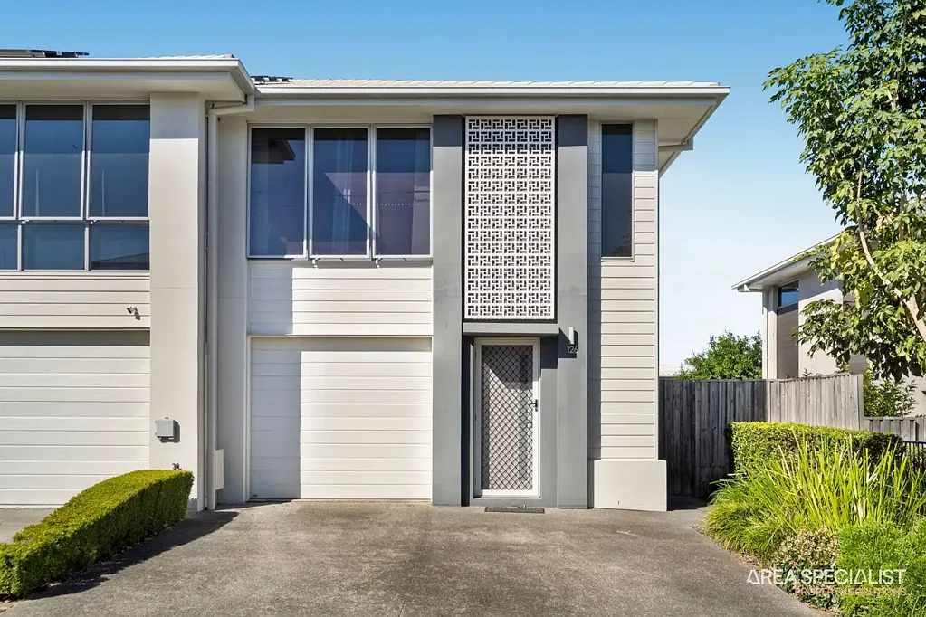 Pimpama 3બેડરૂમ Move-In Ready Corner Townhouse