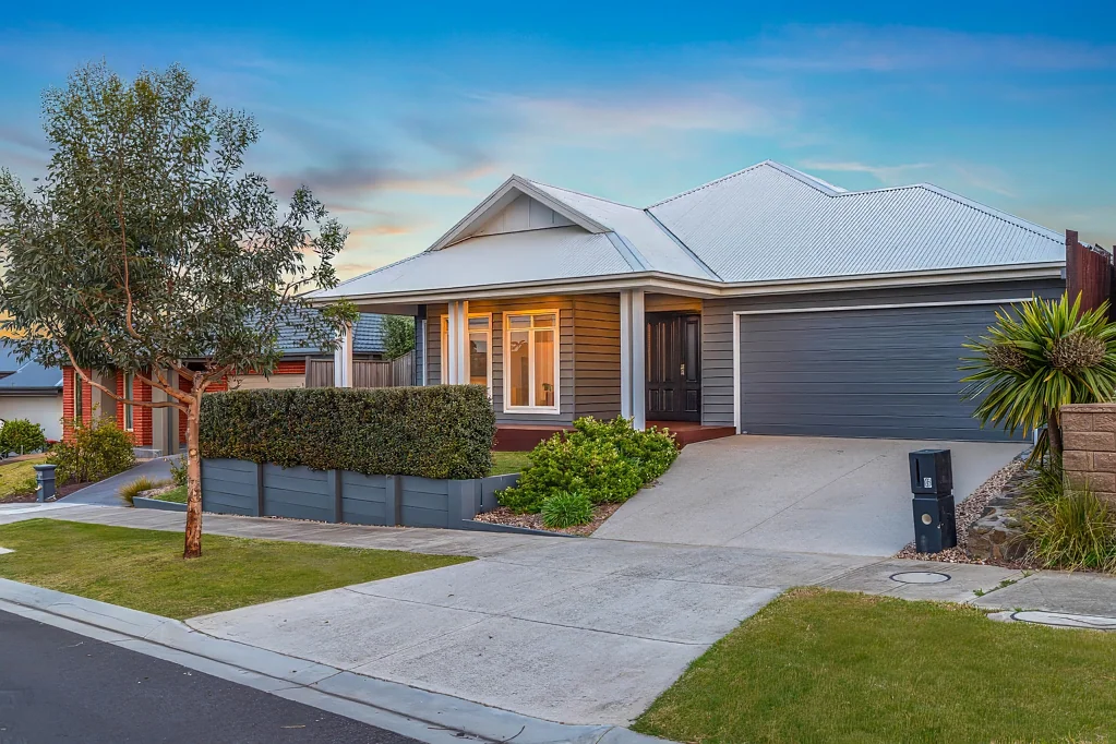 6 Eileens Way, Sunbury, VIC 3429
