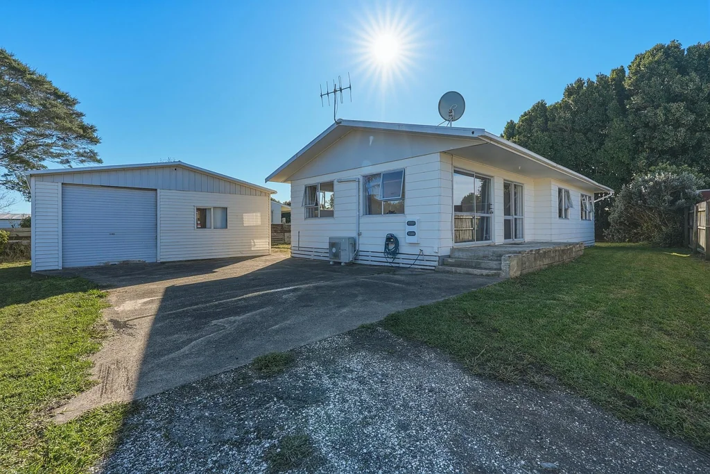 Kaitaia 3房  Secluded, Secure Central