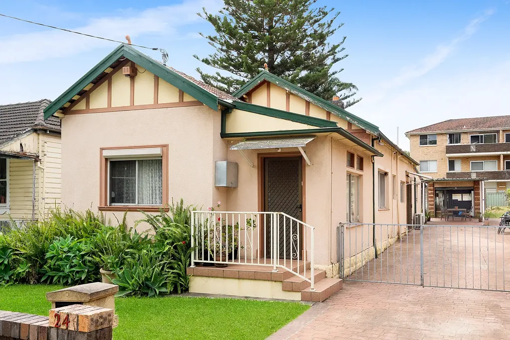 24 Kingsland Road South, Bexley, NSW 2207