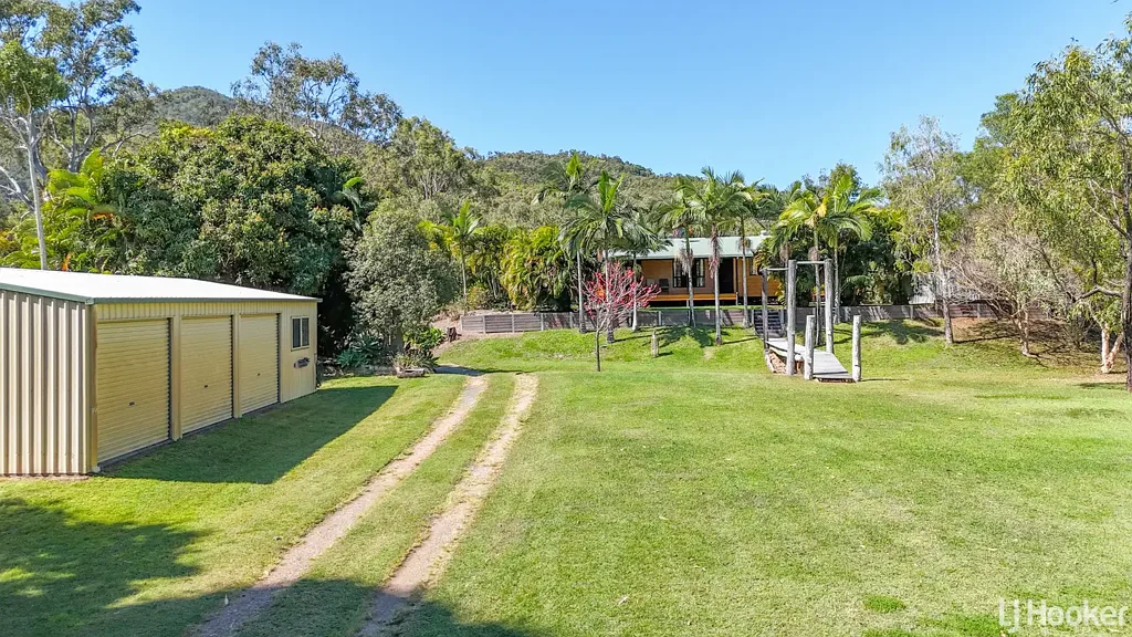 Lakes Creek 4 Slaapkamer Acreage Lifestyle with Modern Comforts